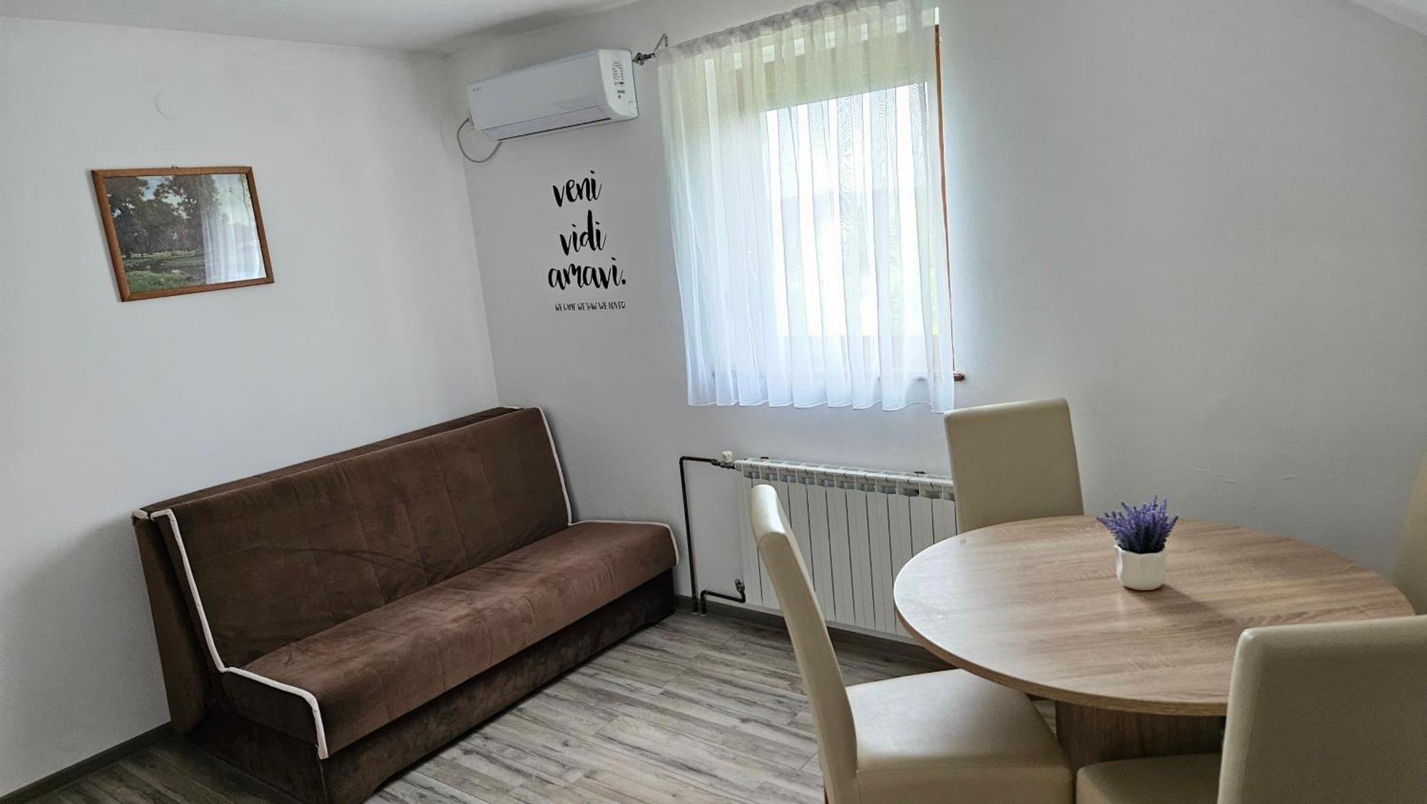 סמולג'אנאק Apartment Andrea מראה חיצוני תמונה