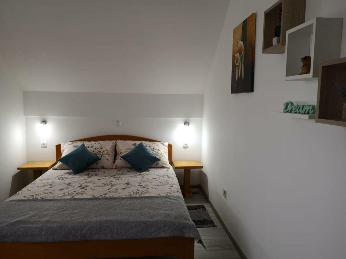 סמולג'אנאק Apartment Andrea מראה חיצוני תמונה